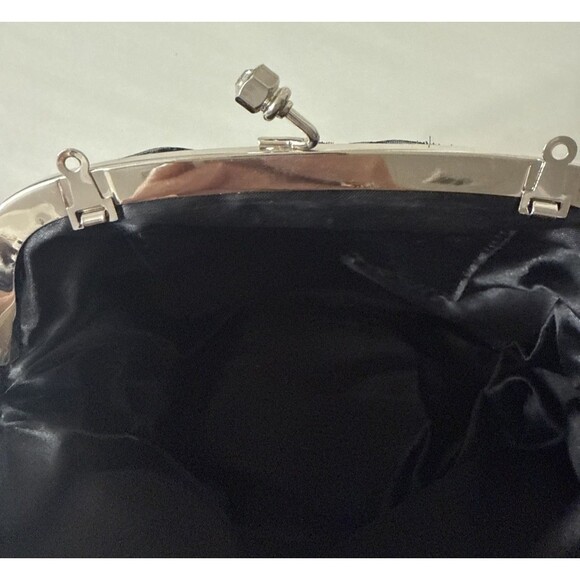 Black Floral Mini Evening Bag Kiss Lock - Picture 8 of 13